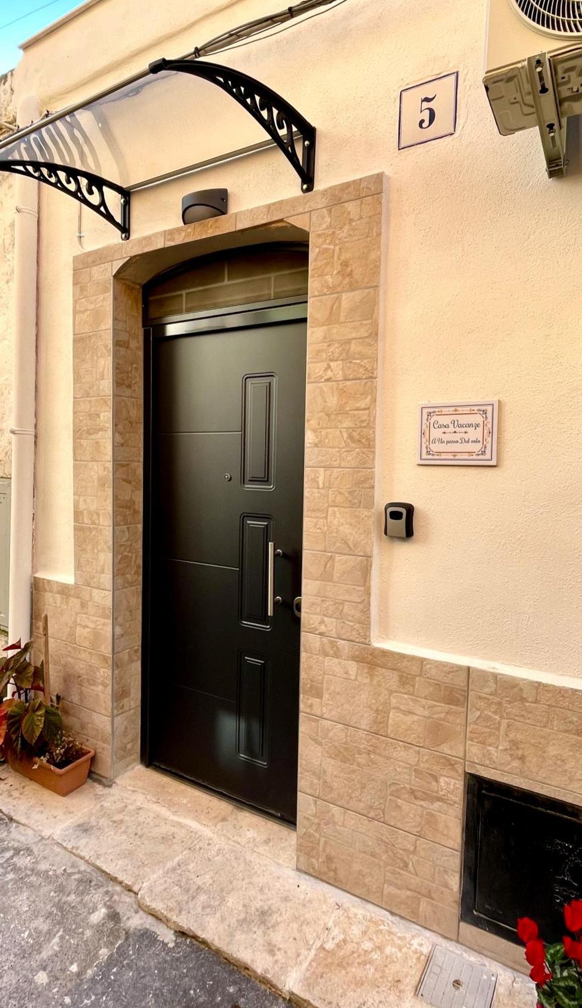 Casa Vacanze A Un Passo Dal Volo Bari Buitenkant foto