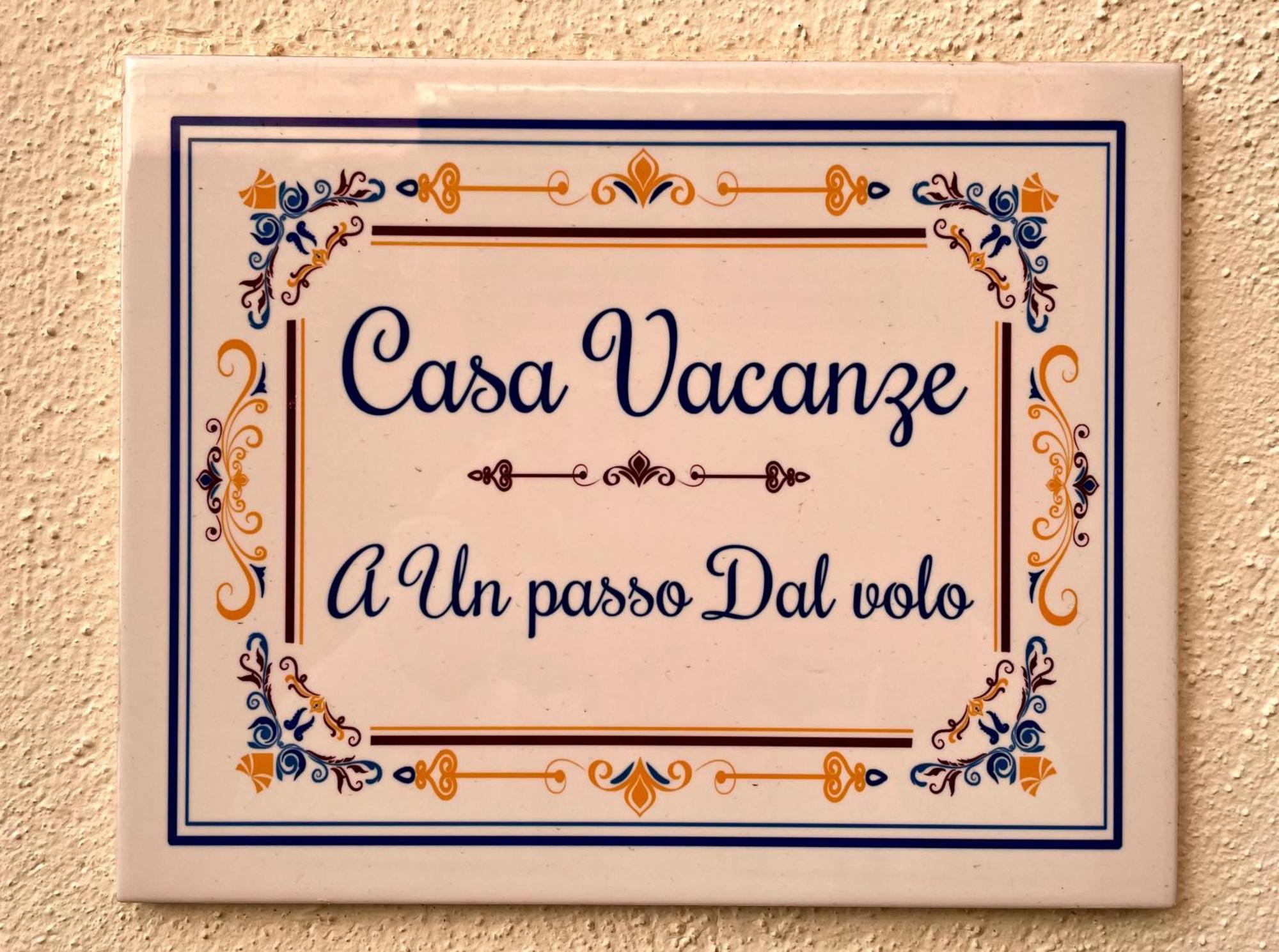 Casa Vacanze A Un Passo Dal Volo Bari Buitenkant foto